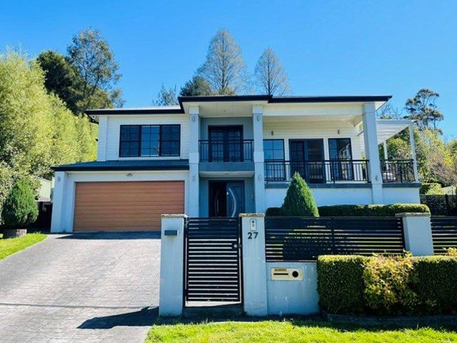 Grand Family Living with City Views, Exceptional Scale, Light & Quality