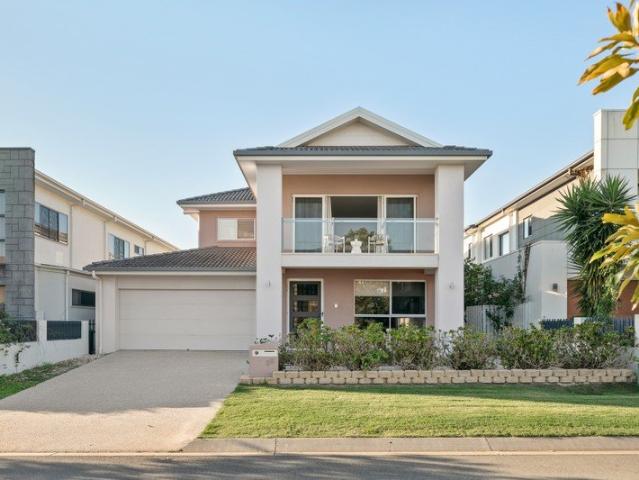 Grand Family Living with Exceptional Space