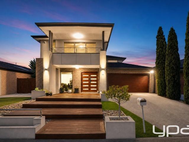 Grand Family Living with Multiple Living Zones, Theatre Room & Luxurious Master Retreat