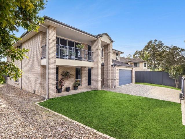 Grand Family Living with Space, Style & Endless Possibilities