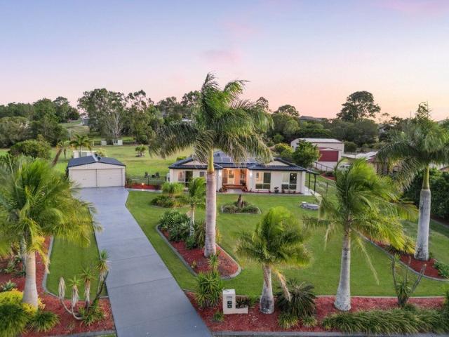Grand Family Living with Resort Style Entertaining in One of Yatala's Finest Streets