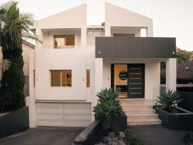 Grand Family Luxury With Expansive Outdoor Entertaining