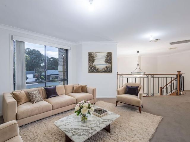 Grand Family Masterpiece in Blue Ribbon Location