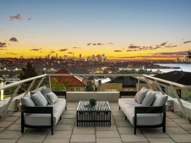 Grand Family Residence Captures Majestic City, Bridge And Harbour Views
