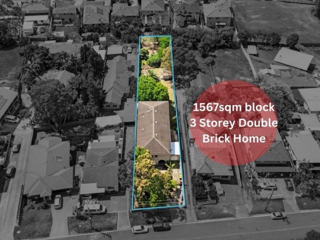 Grand Family Residence with Endless Possibilities