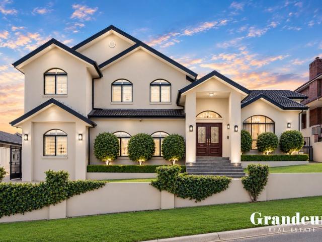Grand Family Residence