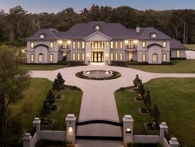 Grand French Provincial Estate in Blue Ribbon Location