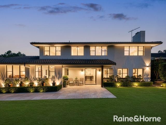 Grand Full Brick Family Residence in Pymble with Private Resort Style Living