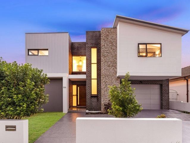 Grand Full Brick Residence with Panoramic City Views