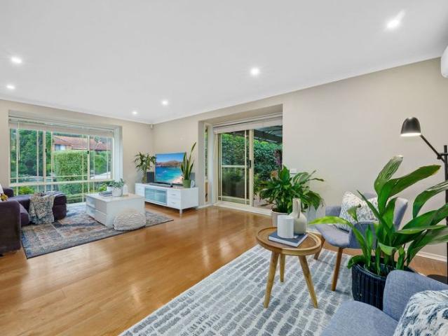 Grand garden sanctuary of picturesque prestige