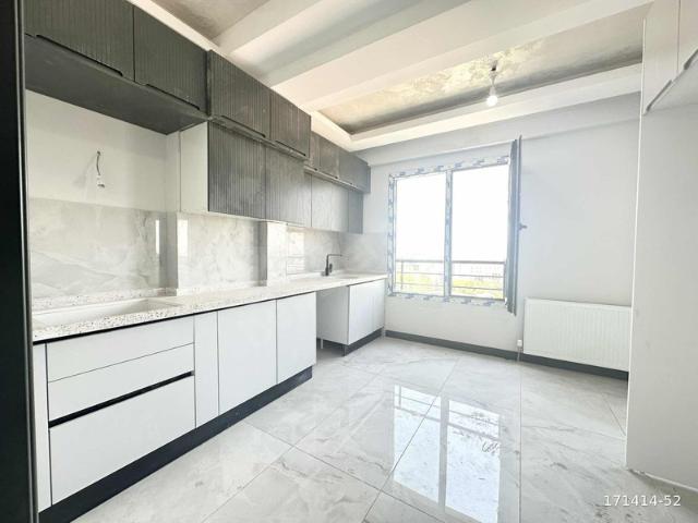 GRAND GYOÖZTOPRAK ADENDE TERASLI DUBLEKS 4+1 SATILIK DAİRE