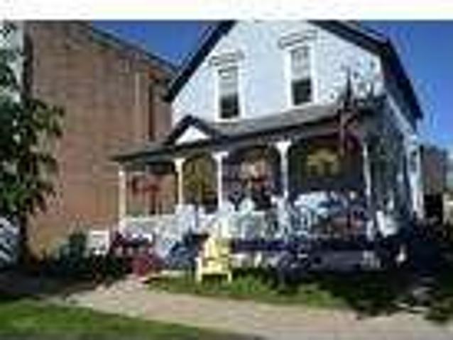 Grand Haven UPPER 2 Bedrooms Unit