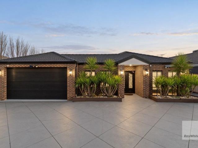 Grand living on Grenadier
