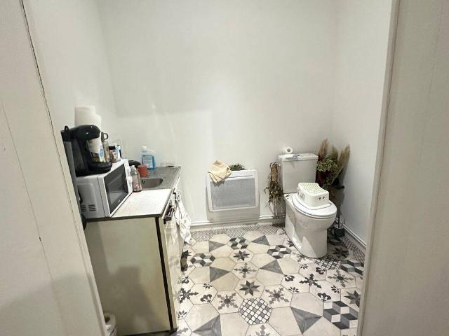 Grand local professionnel avec du cachet 40m2 centre d’Arras à 5 min de la gare