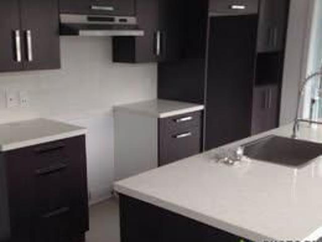 Grand Logement 5 1/2 Rez chaussée st Canut endroit paisible