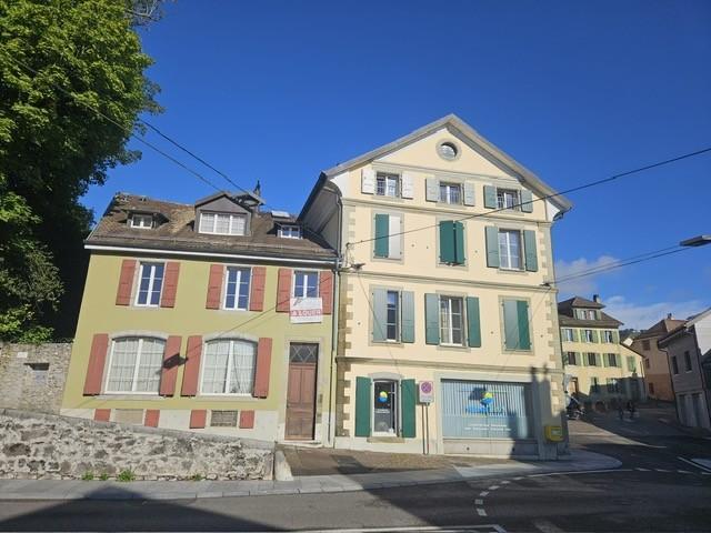 Grand Logement de 5.5 pièces au 1er étage avec cave