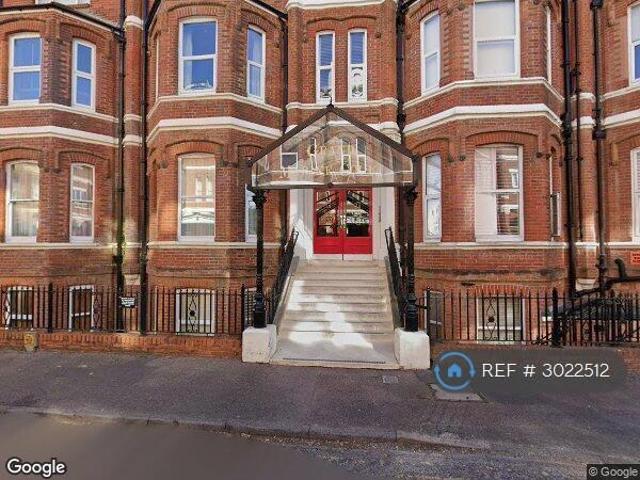 Grand Marine Court, Bournemouth, BH2 2 bed flat to rent £1,295 pcm £299 pw