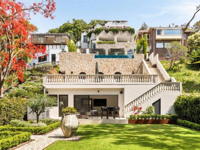 Grand Mediterranean Style Estate with Sweeping Harbour Views