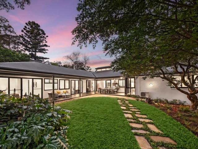 Grand Multi Wing Family Home with Premium Entertaining & Private Retreats ONE WEEK RENT FREE