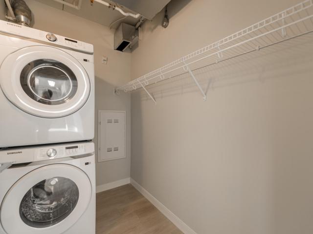 Grand Pacific Gardens Gimli B Apartment for Rent