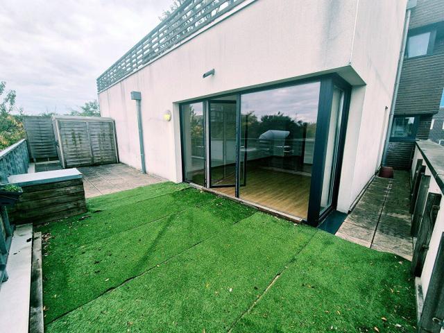 GRAND PALAIS TYPE 3 de 75.49 m2 + TERRASSE + GARAGE