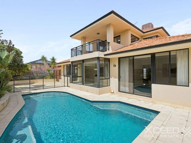 Grand Proportions, Relaxed Coastal Living