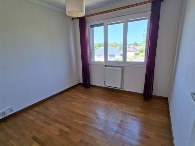 GRAND QUEVILLY A LOUER APPARTEMENT F4