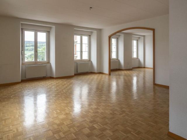 Grand Rue 8, Les Brenets Appartement 5 pièces au rez de chaussée