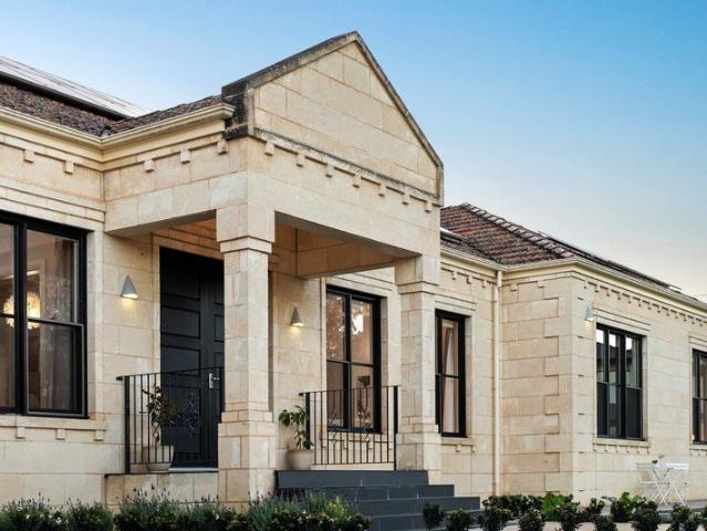 Grand Scale, Exceptional Versatility and 989sqm of Walkerville Prestige