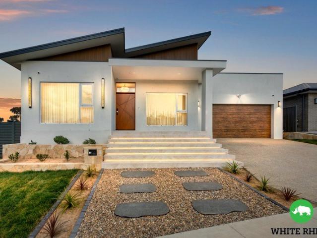 Grand Scale Luxury with Exceptional Family Living
