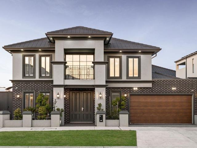 Grand Scale Luxury with Five Ensuites in Prestigious Burnside