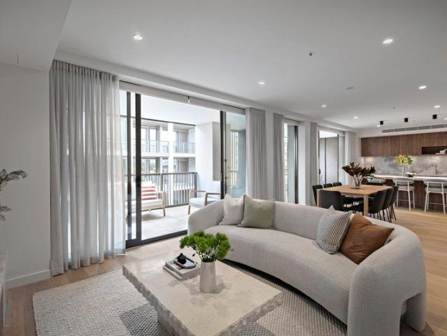 Grand single apartment living of uncompromising quality