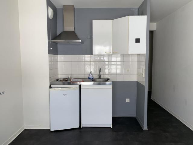 Grand studio 18 m2 + garage La Tortière