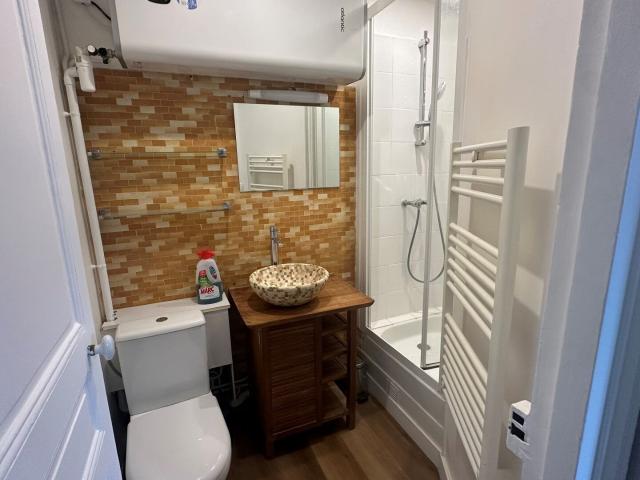 Grand Studio 22m² 17ème, Paris