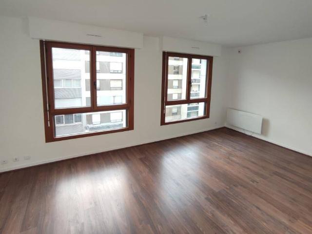 Grand studio 31m²