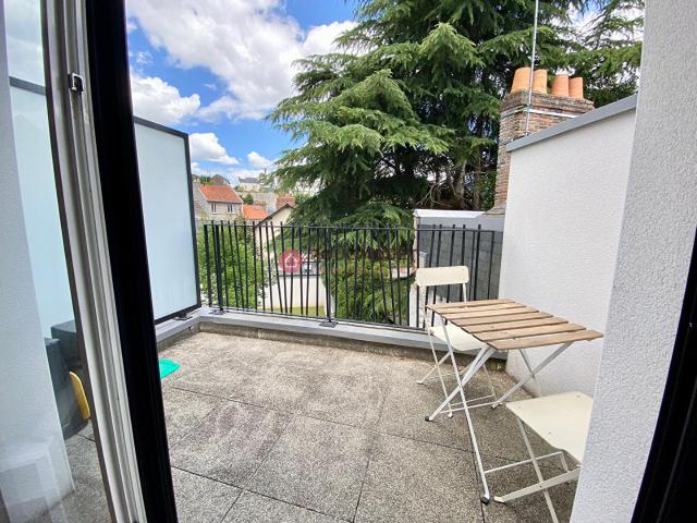 GRAND STUDIO COUP DE COEUR NANTES SAINT FELIX Appartement Meublé de 35 m² Idéal Etudiant | Poulpiquet Immobilier