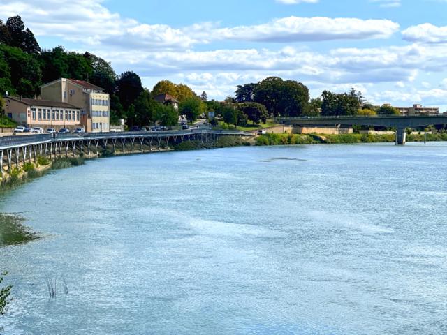 Grand Studio à en bord de Saône à Trévoux