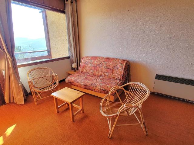 Grand studio avec balcon Vue vallée exceptionnelle
