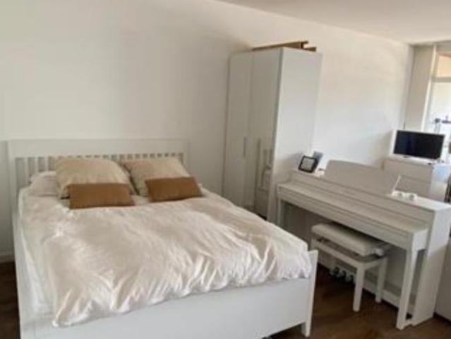 GRAND STUDIO AVENUE DE BUDE