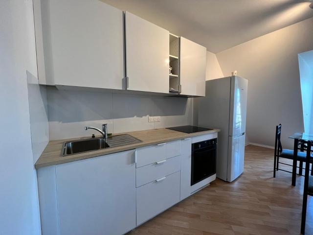 GRAND STUDIO DE 27.59 M2 AVEC CHAMBRE MANSARDEE LARDY