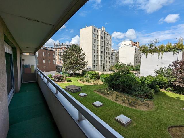 Grand studio de 30,42 m² QUAI DE L'OISE
