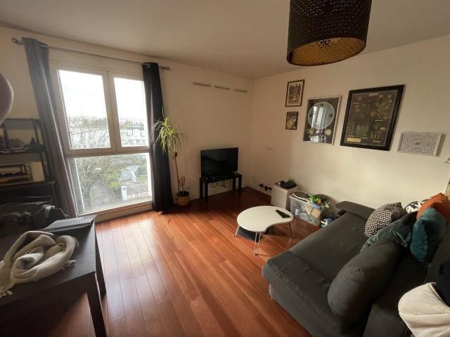 Grand studio de 36 m2,centre ville à Gagny 36m² Gagny