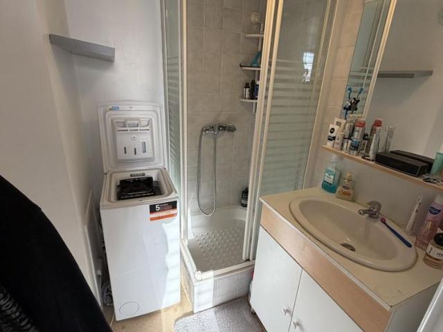 GRAND STUDIO EN DUPLEX CHARTRES DE BRETAGNE