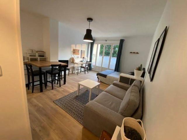 Grand studio Oullins