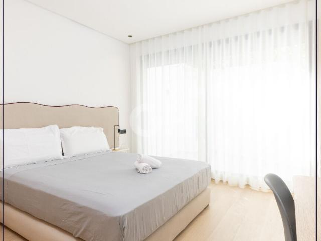 Grand studio neuf meublé avec internet haut débit