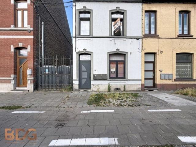 Grand studio proche de toutes commodités