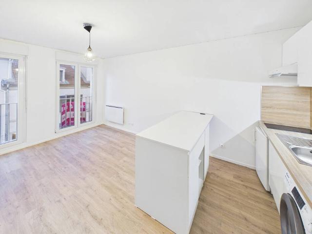 Grand studio rénové Secteur Pépinière