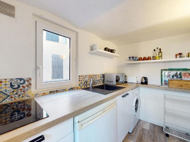 Grand studio rénové 40m2 avec coin nuit en plein centre de. 40m² Mandelieu la Napoule