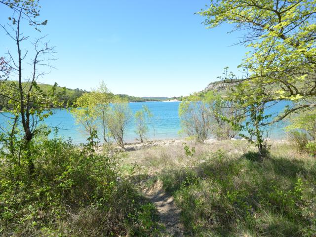 BAUDUEN Vue lac Grand studio / T1 + Parking privatif