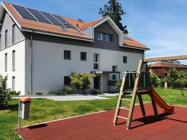 Grandcour Appartement meublé 3.5 pièces au dernier étage